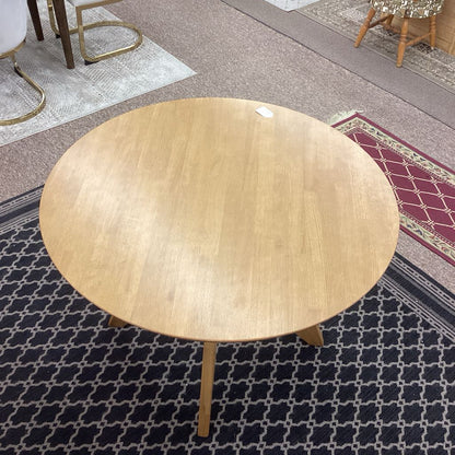 Natural Round Dining Table C DINING TABLES
