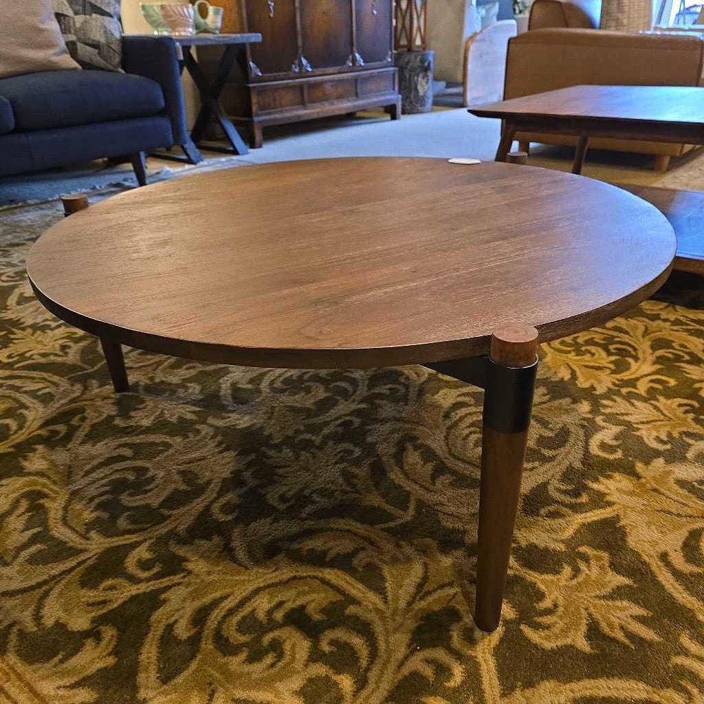 Round Dark Wood Coffee Table C COFFEE TABLES