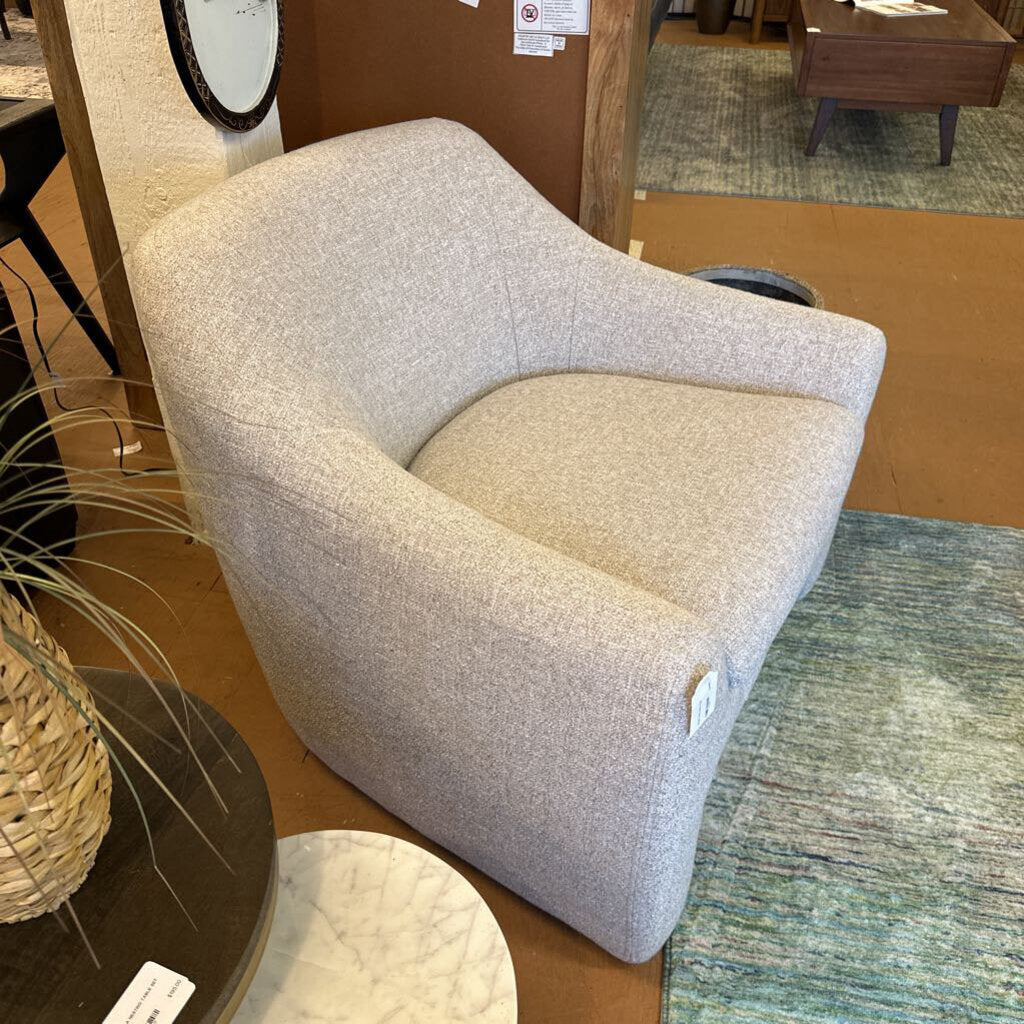 Ginger Retro Mod Chair