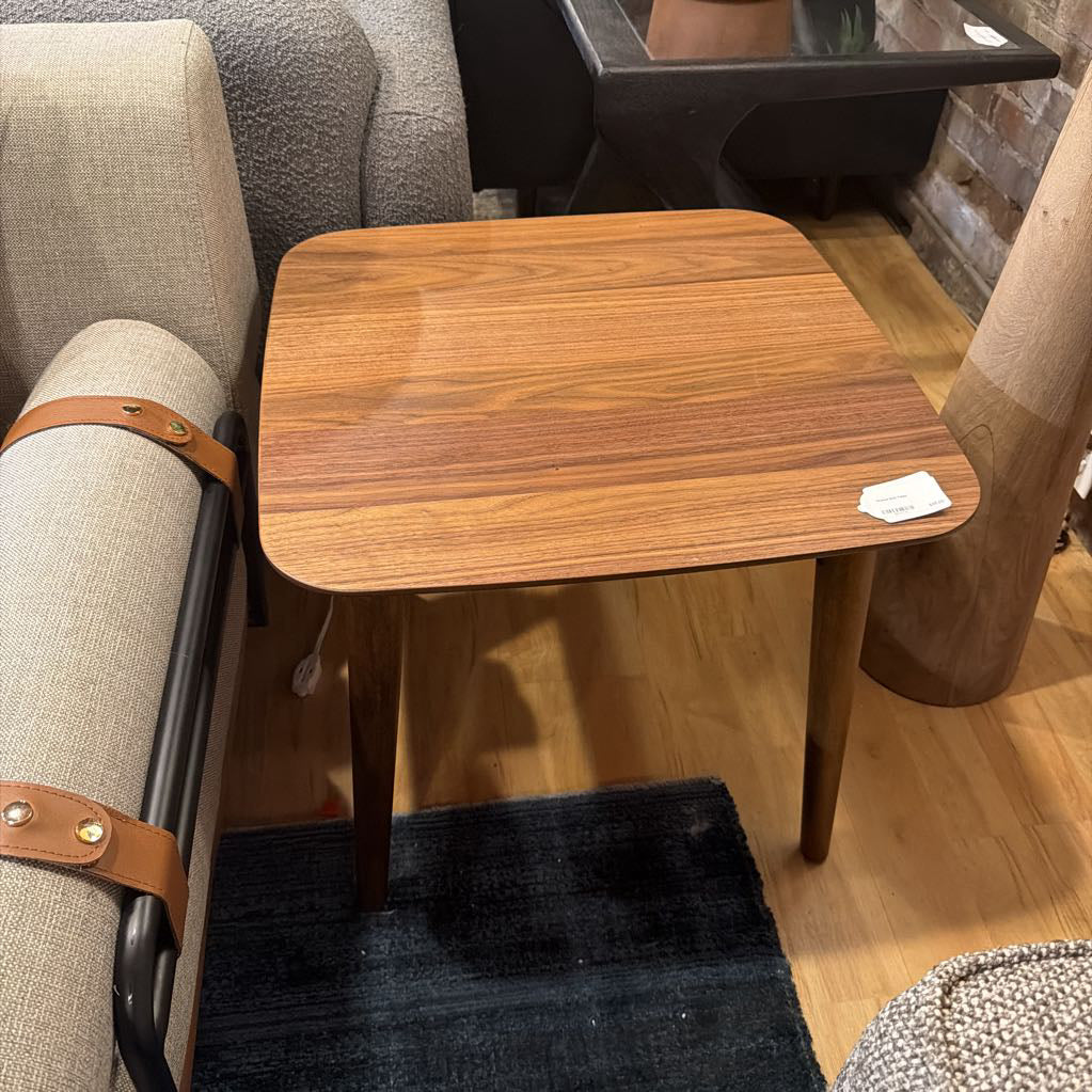 Walnut End Table C SIDE TABLES