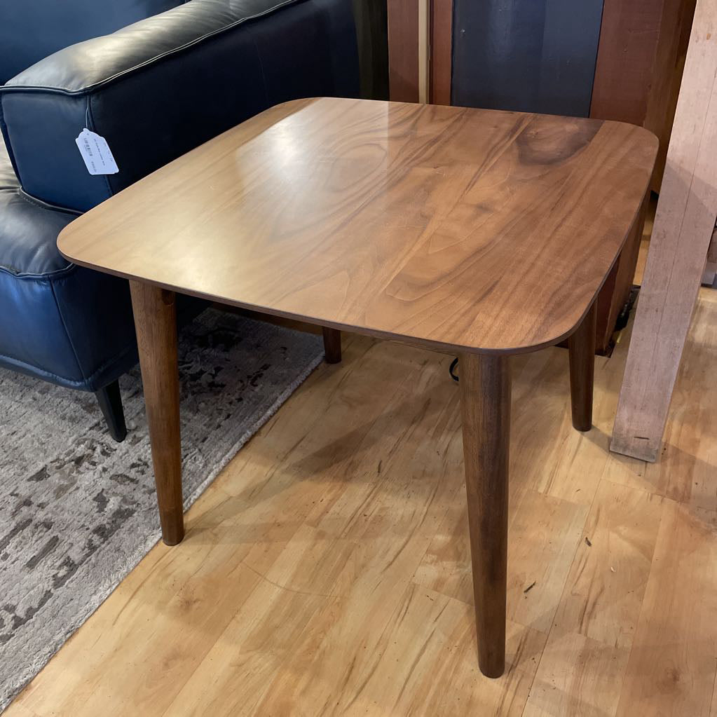 Walnut End Table C SIDE TABLES