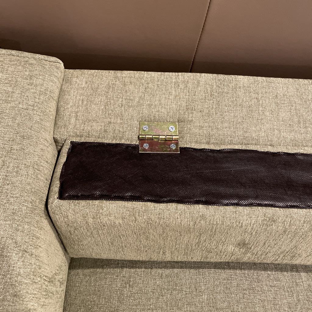 Catalina Apple Loveseat