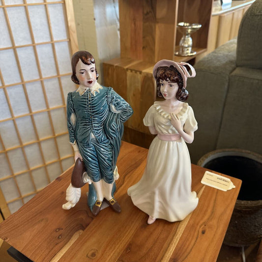 Porcelain Vintage Man & Woman Set