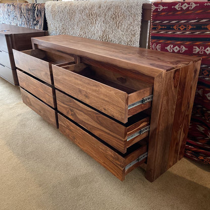 Deighton Lowboy