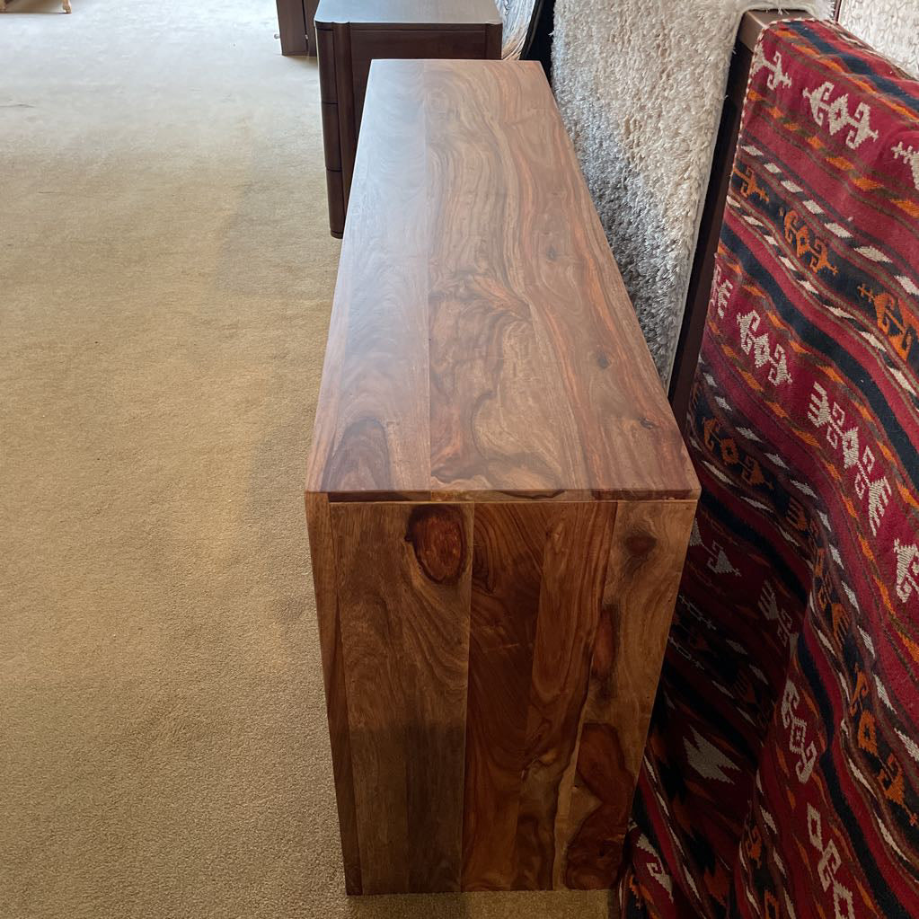 Deighton Lowboy C LOWBOYS