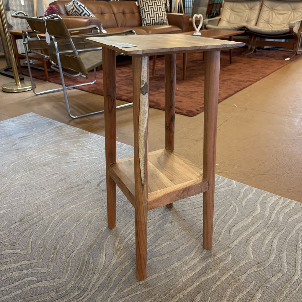 Natural Acacia Plant Stand C SIDE TABLES