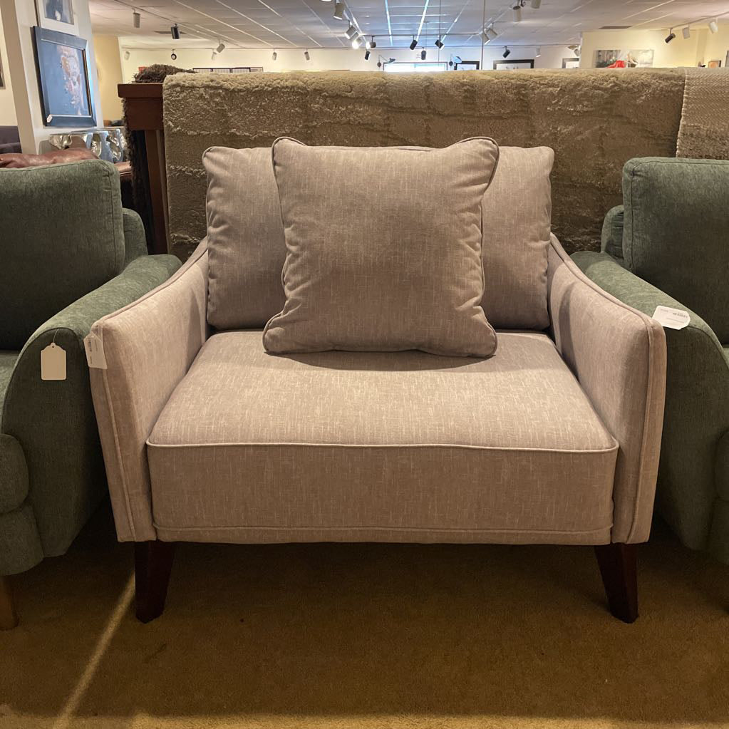 Cashmere Chair U ACCENT CHAIRS