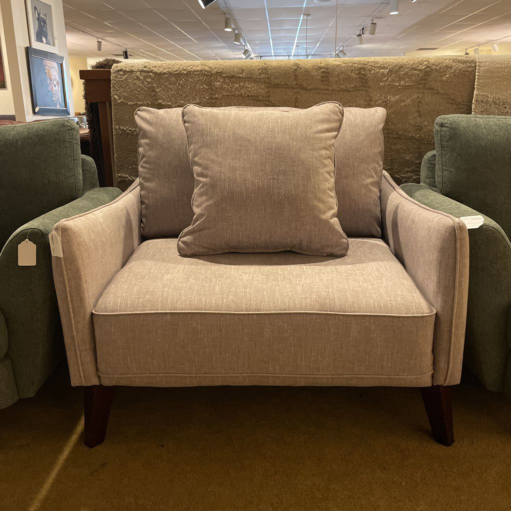Cashmere Chair U ACCENT CHAIRS
