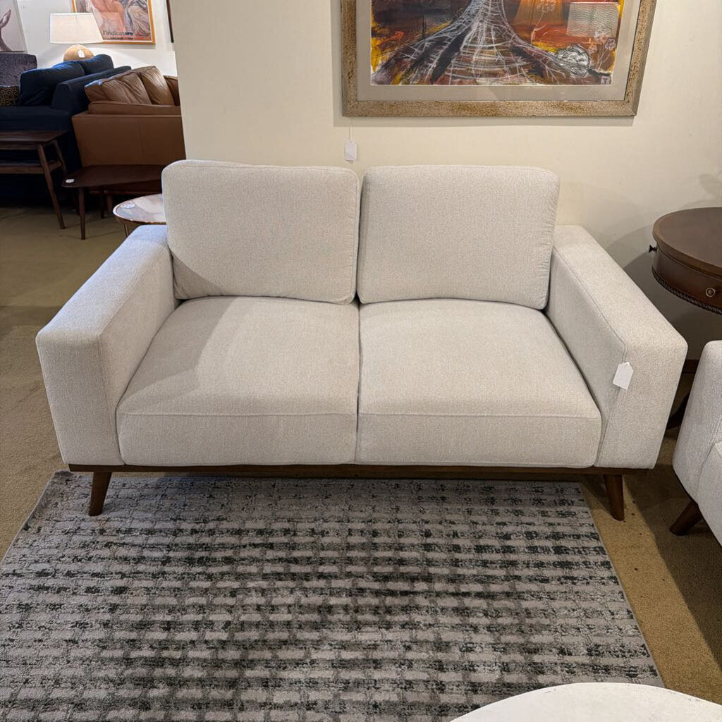 Mod Pearl Loveseat