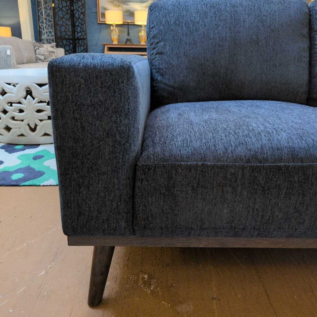 Mod Midnight Loveseat
