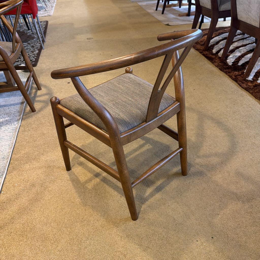 MC Wishbone Dining Chair