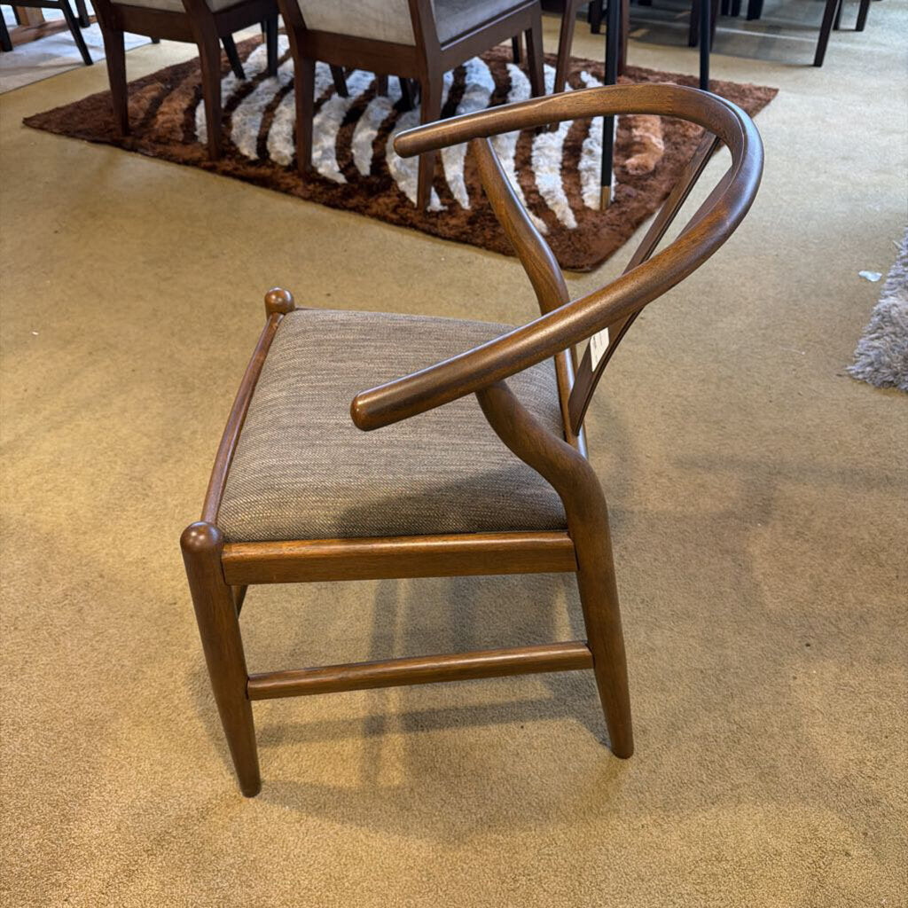 MC Wishbone Dining Chair