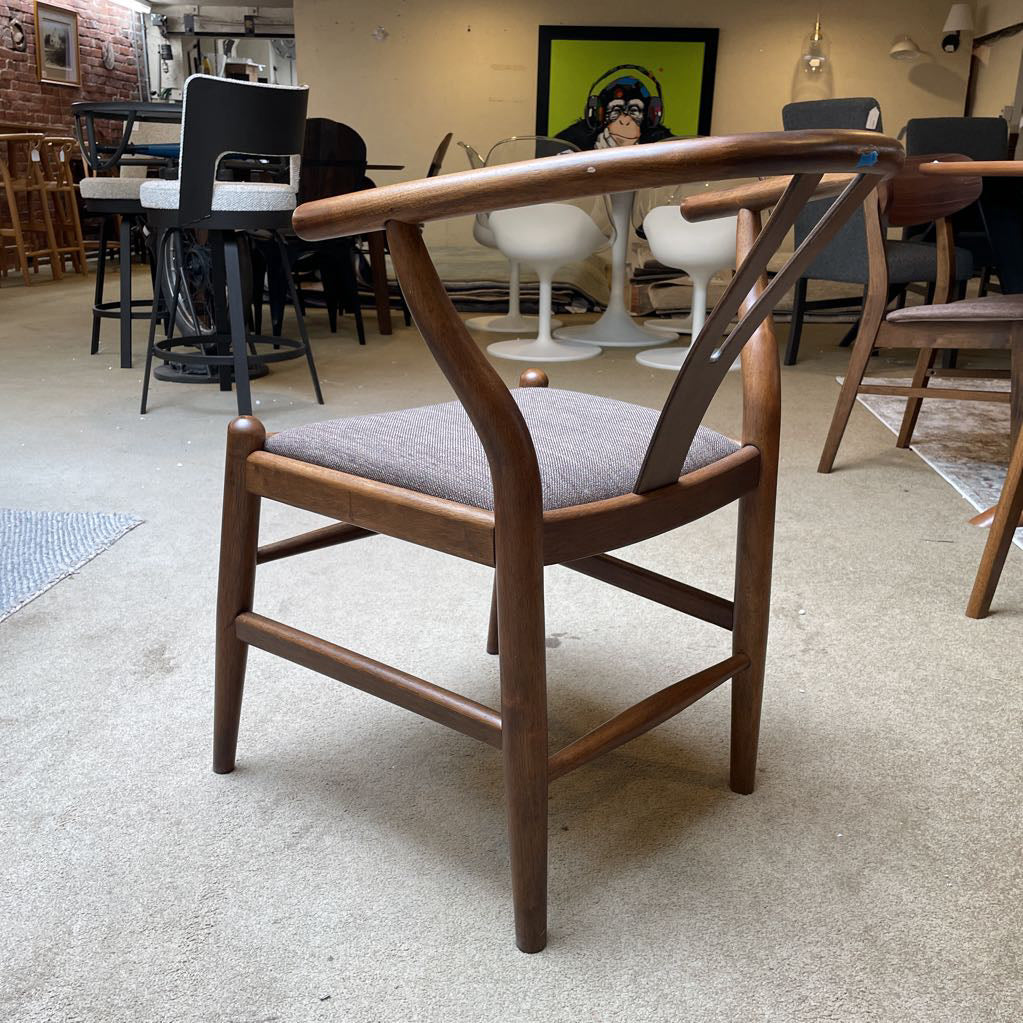 MC Wishbone Dining Chair C DINING CHAIRS