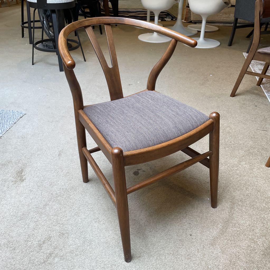 MC Wishbone Dining Chair C DINING CHAIRS