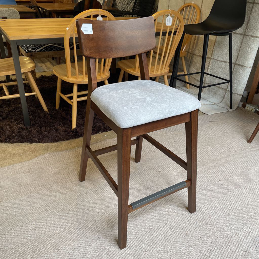 Hojen Bar Stool C STOOLS