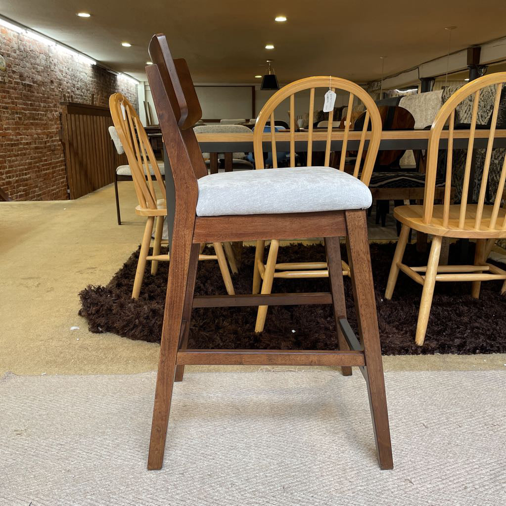 Hojen Bar Stool C STOOLS
