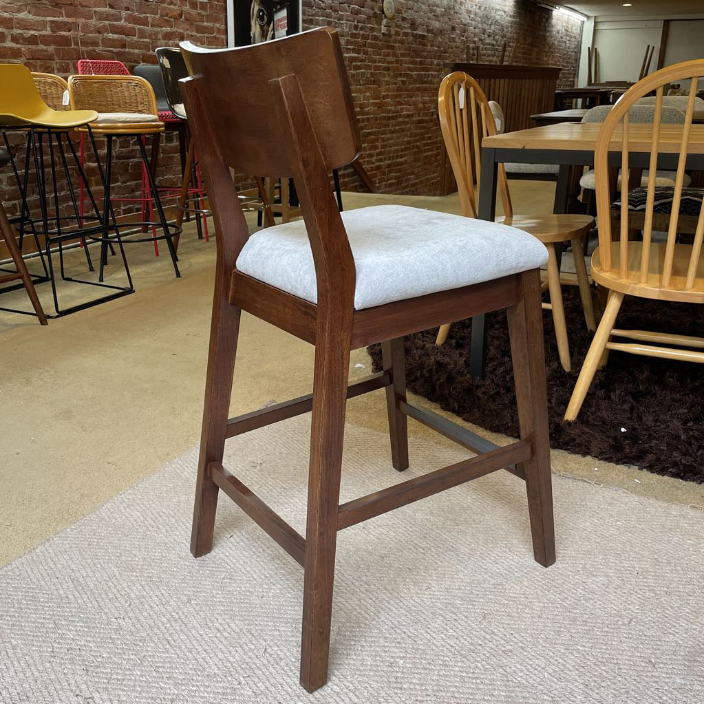 Hojen Bar Stool C STOOLS