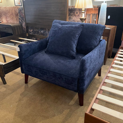 Midnight MC Chair U ACCENT CHAIRS