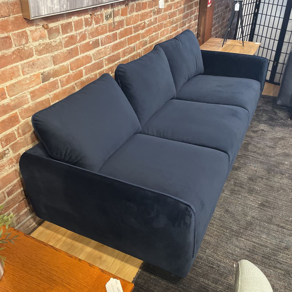 Egersund Navy Sofa