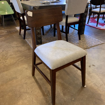 Hojen Side Chair