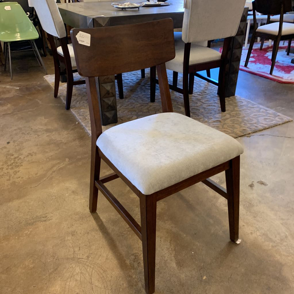 Hojen Side Chair C DINING CHAIRS