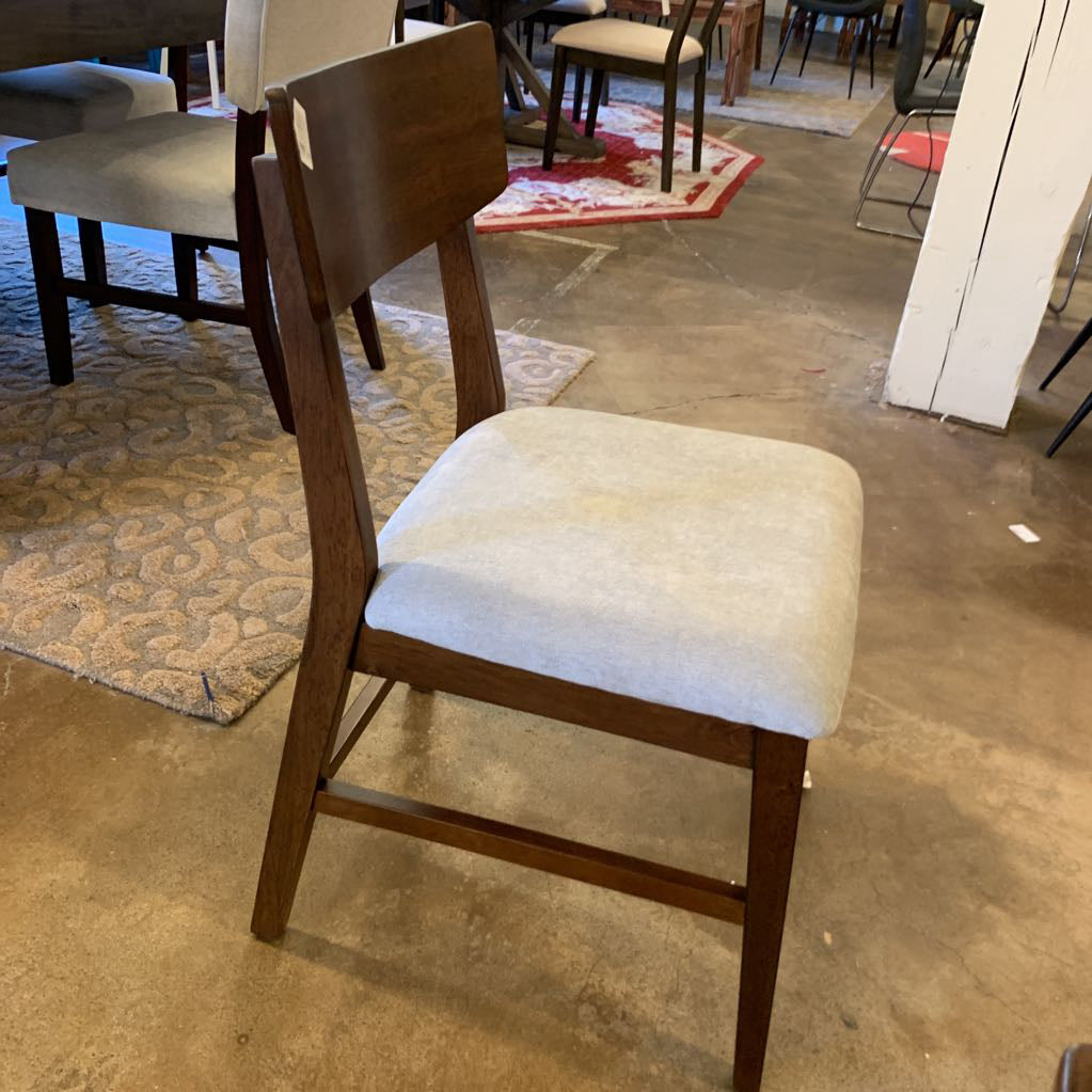 Hojen Side Chair C DINING CHAIRS