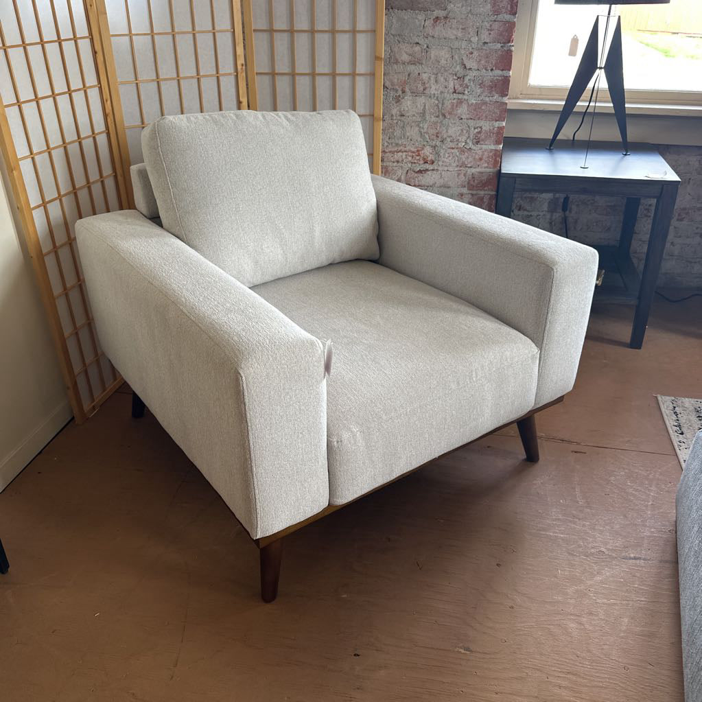 Mod Pearl Chair