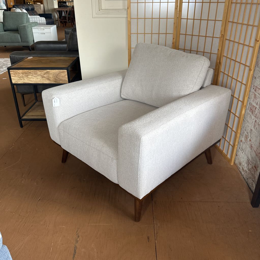 Mod Pearl Chair