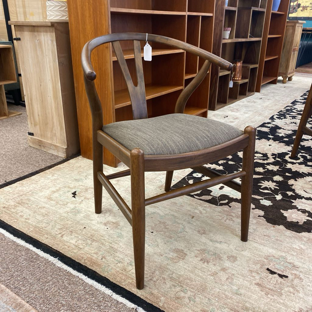 MC Wishbone Dining Chair C DINING CHAIRS