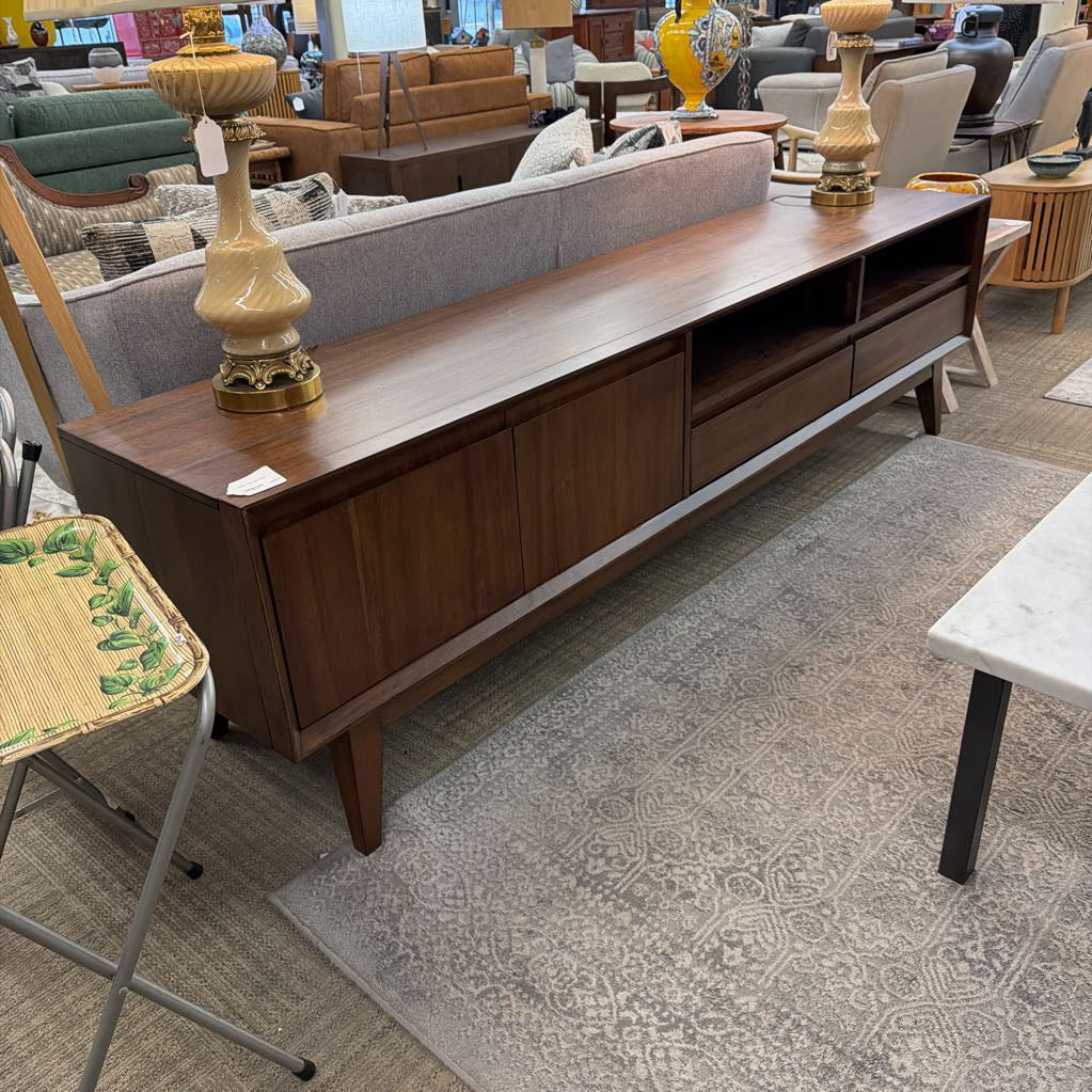 Burdell Large Media Stand