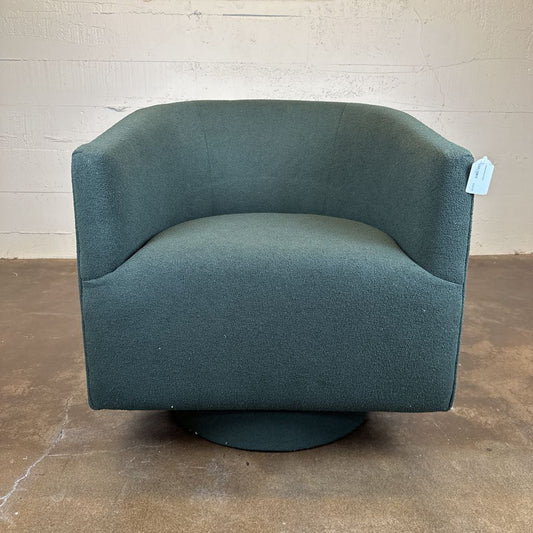 Modern Green Swivel Chair – Curved Upholstered Accent Chair