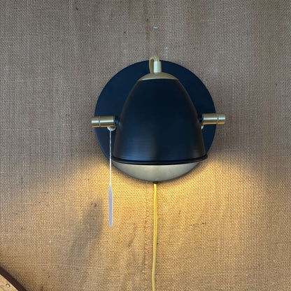 Black Spotlight Sconce LAMPS