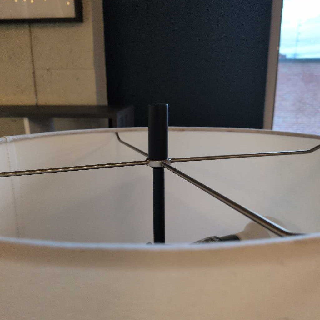 Webbed Caning Black Floor Lamp LAMPS