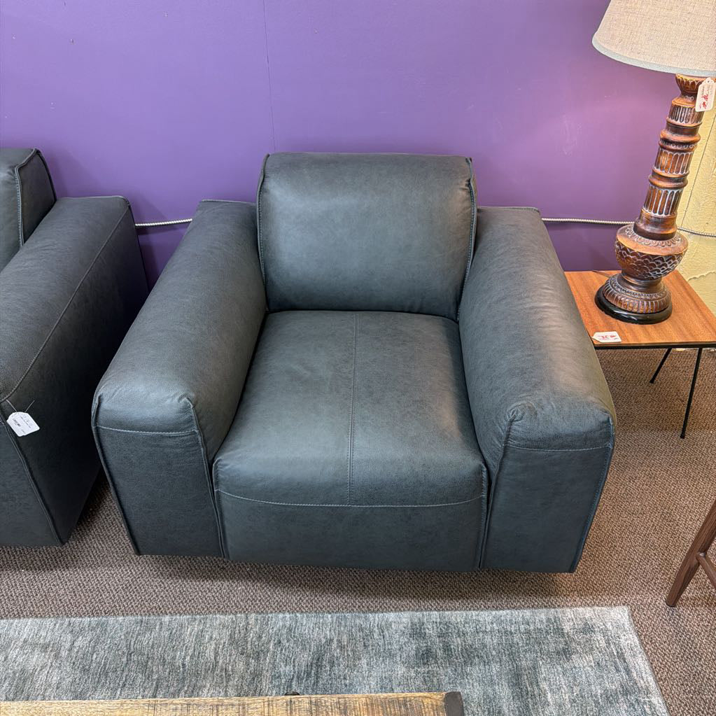 Premium Dark Leather Chair U ACCENT CHAIRS