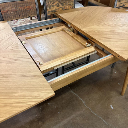 Stevenson Extending Oval Dining Table C DINING TABLES