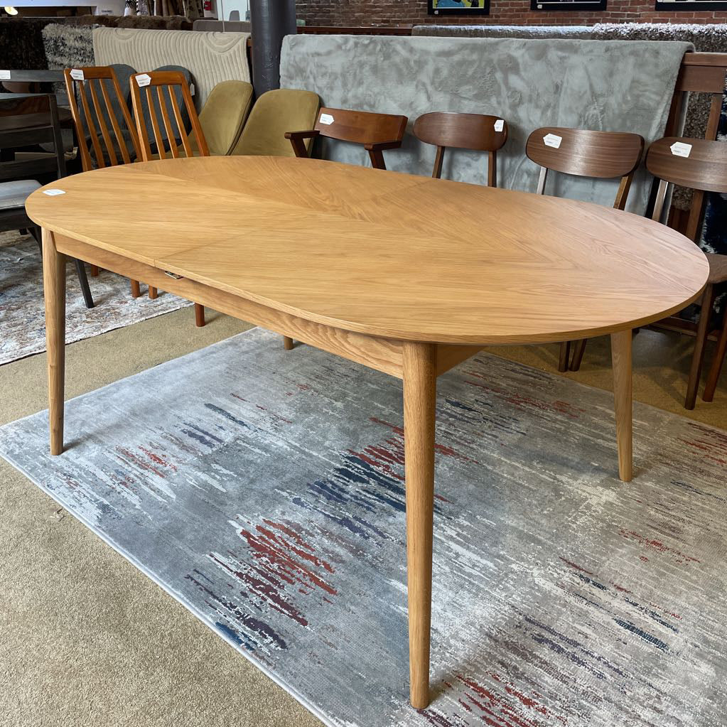 Stevenson Extending Oval Dining Table C DINING TABLES