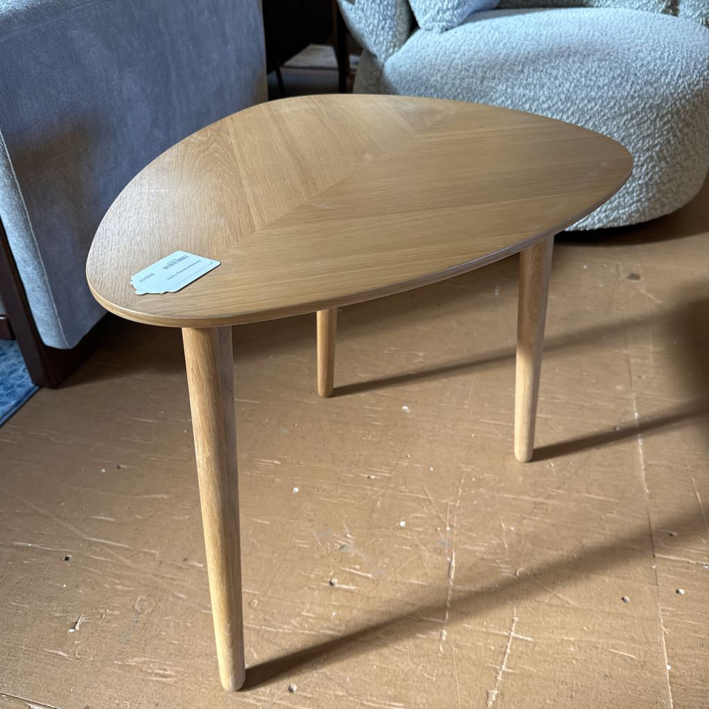 Stevenson Nesting Tables C SIDE TABLES