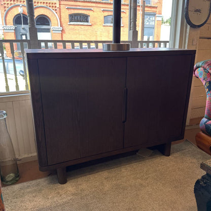 Molinos Small Sideboard – Dark Wood Storage Cabinet with Modern Doors