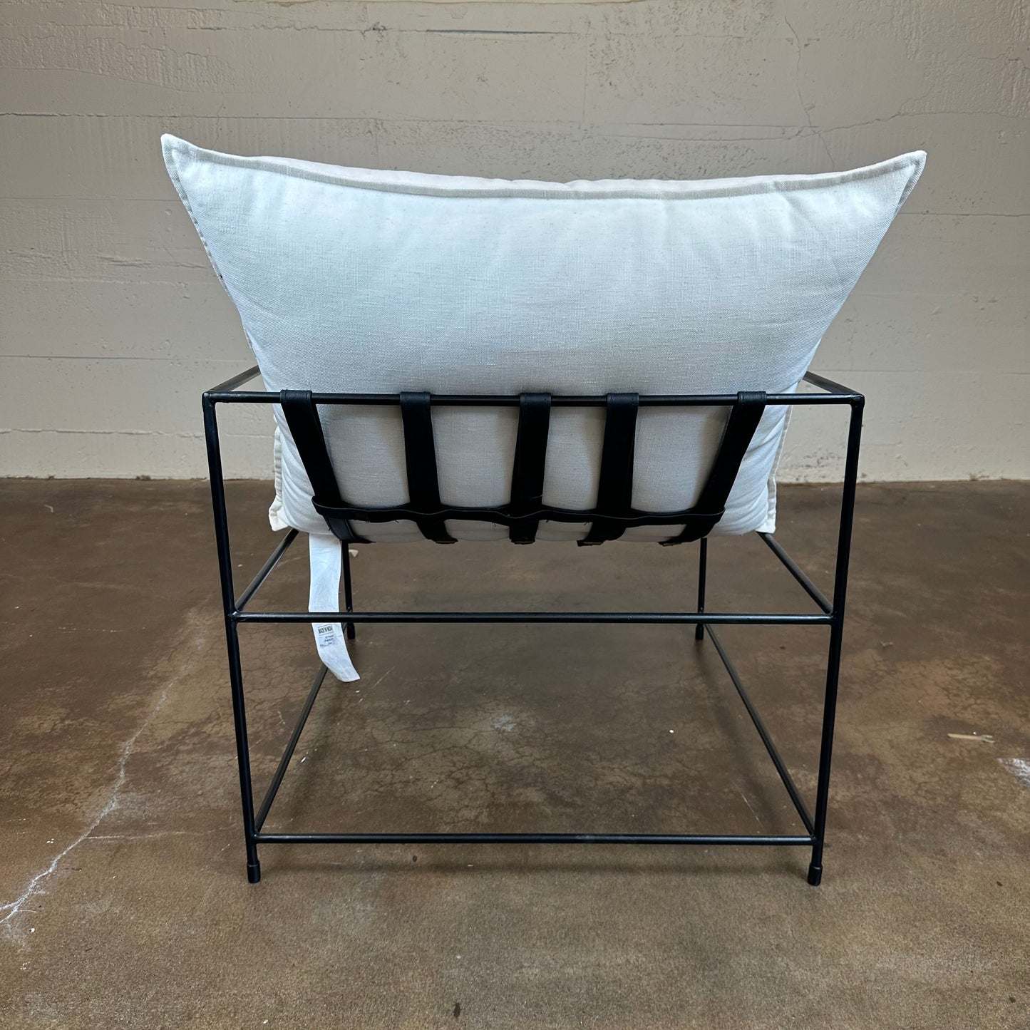 Iron Frame White Accent Chair U ACCENT CHAIRS