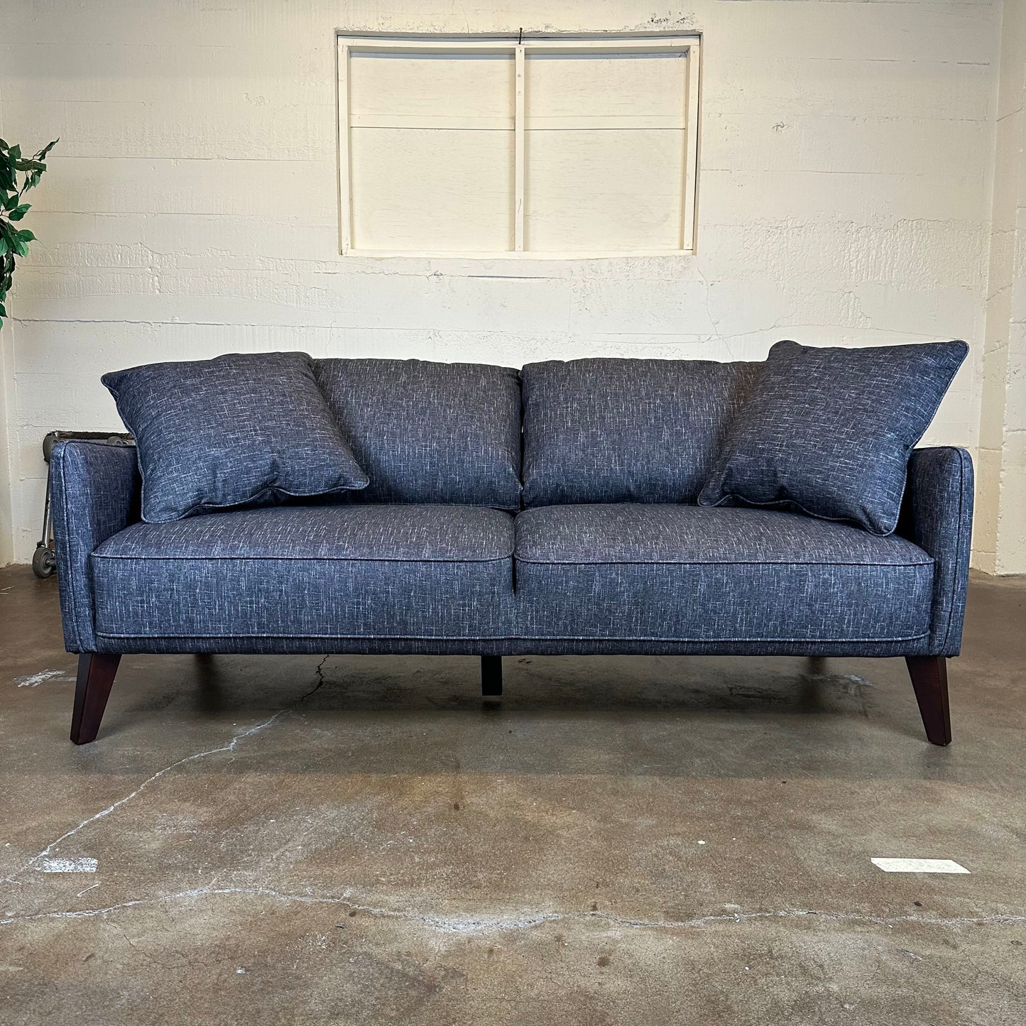 Pepper Sofa