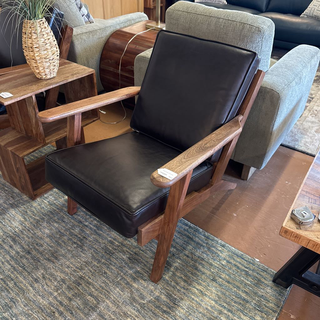 Walnut Leather Accent Chair U ACCENT CHAIRS