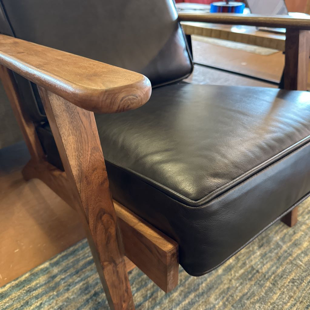 Walnut Leather Accent Chair U ACCENT CHAIRS