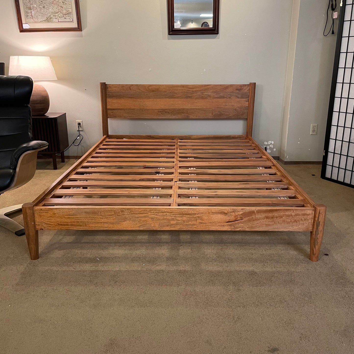 MC Mango Wood Queen Bed