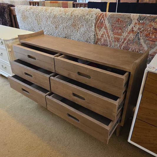 Aizen Dresser