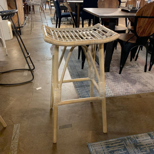 Leda Rattan Bar Stool - White/Grey - Safavieh