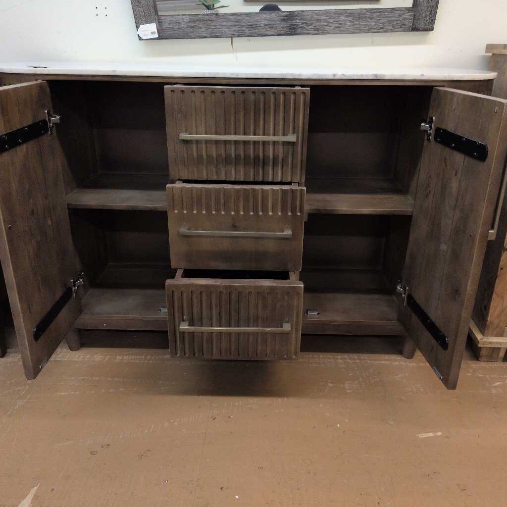 Kreightyn 3 Drawer 2 Door Sideboard