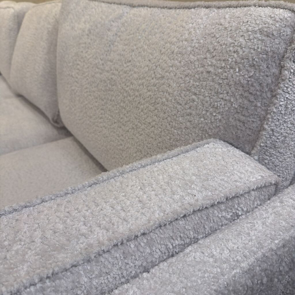 Alpine White LAF Chaise Sect