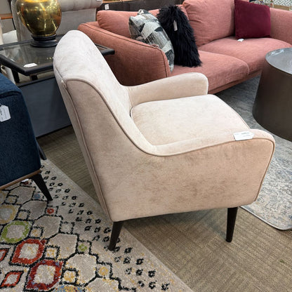Mod Blush Chair U ACCENT CHAIRS