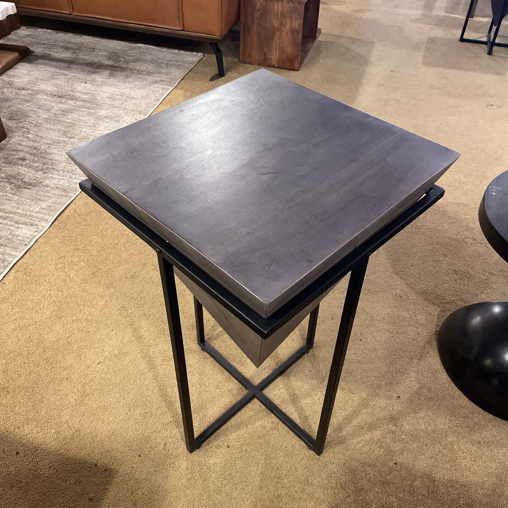 L. Grey Triangle Cube End Table C SIDE TABLES