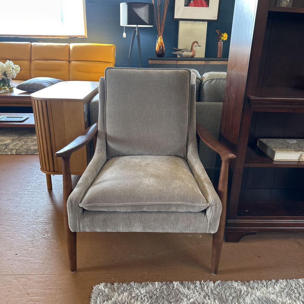 Villarica Truffle Arm Chair U ACCENT CHAIRS